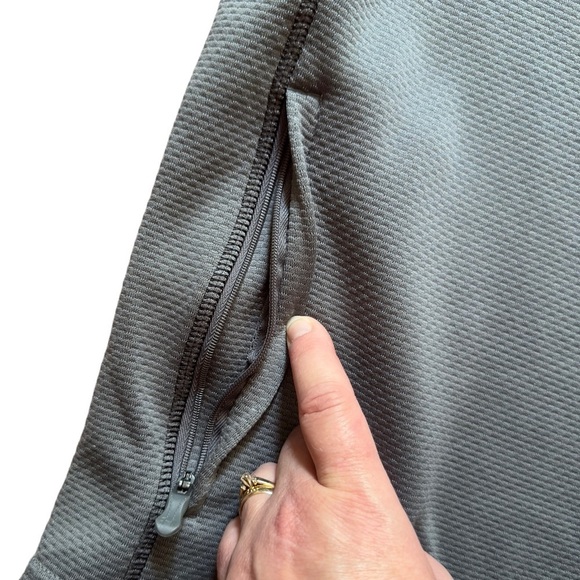 UNDER ARMOUR ALL SEASON GEAR SWEATER - Picture 7 of 11